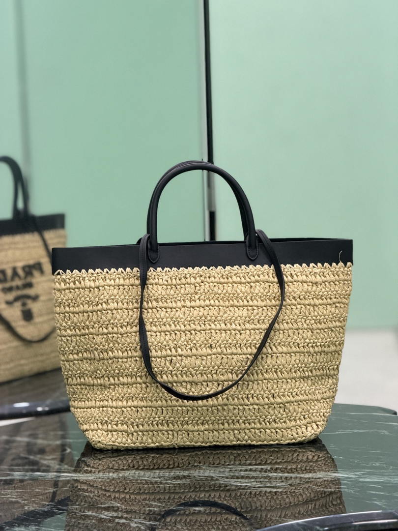 Prada Medium crochet and leather tote bag 1BG499 Black
