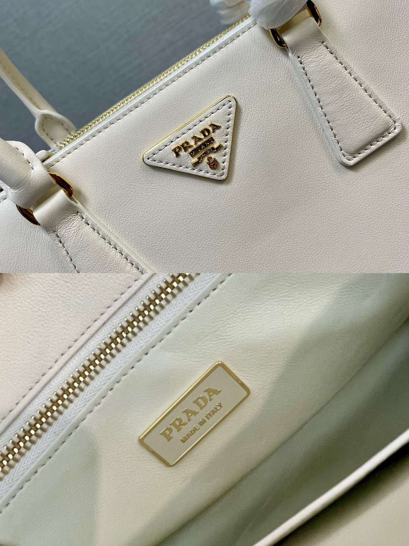 Prada Medium Prada Galleria Saffiano leather bag 1BA863 White