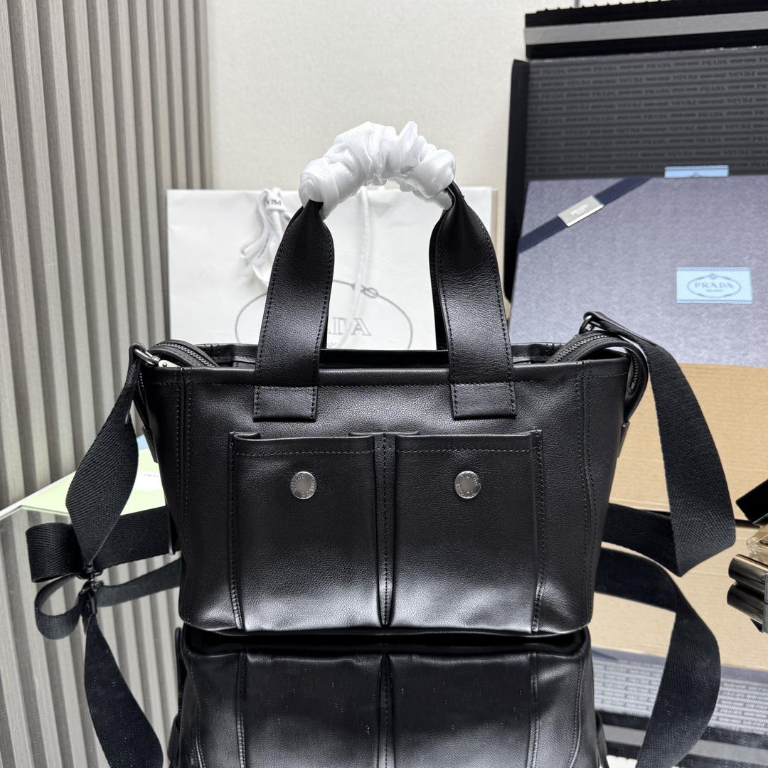 Prada Route medium leather tote bag 1BG660 Black