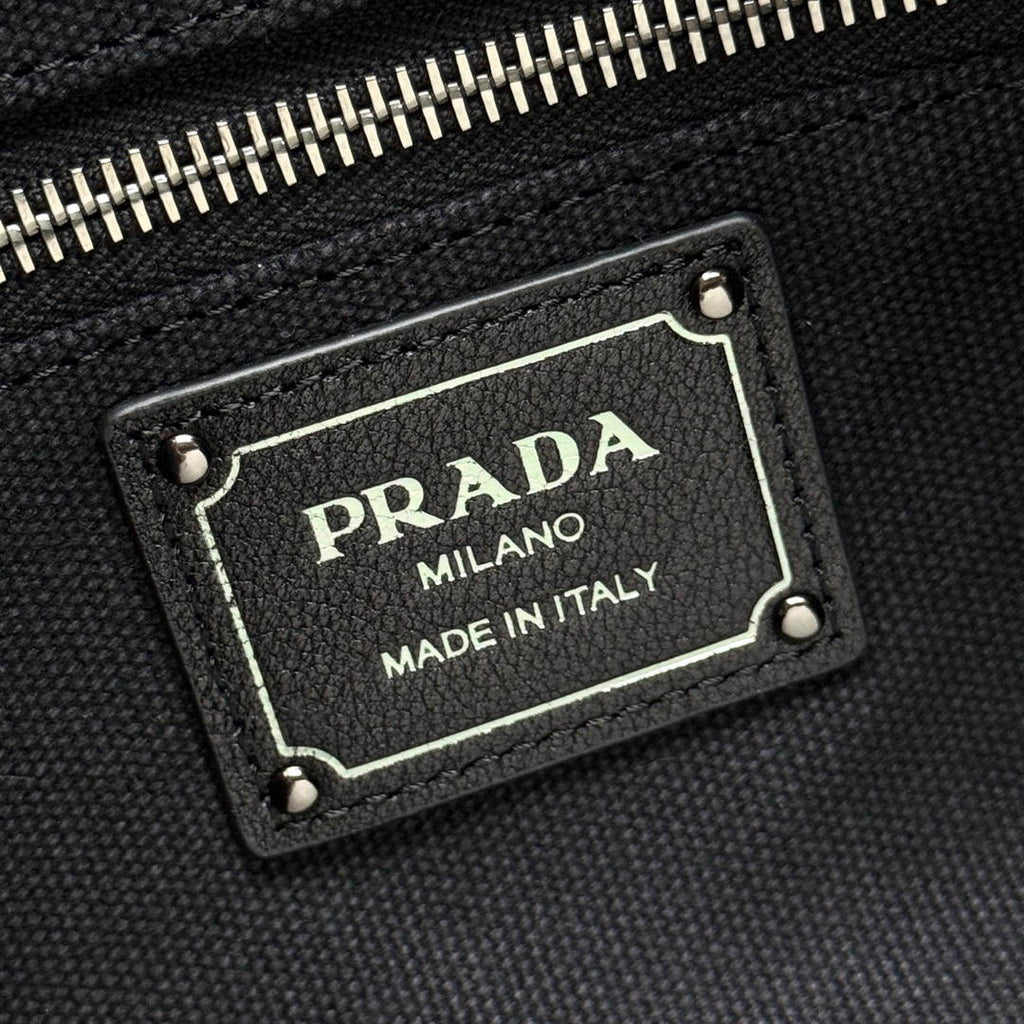 Prada Route medium leather tote bag 1BG660 Black