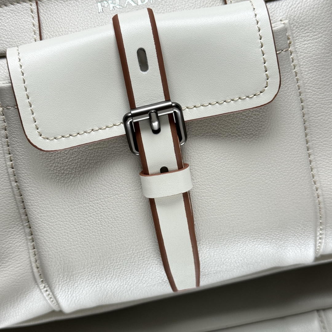 Prada Route medium leather tote bag 1BG660 White