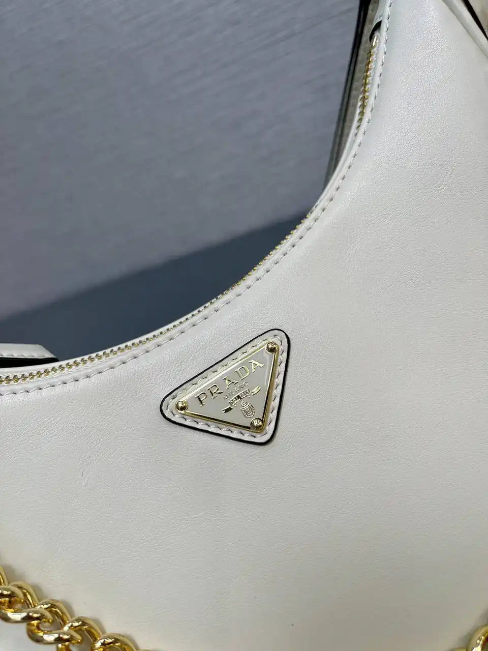 Prada Re-Edition leather mini-bag 1BC204 Beige