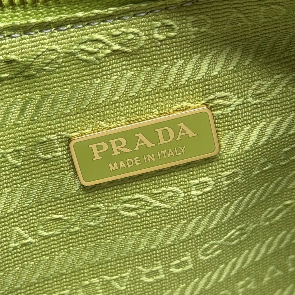 Prada Re-Edition Saffiano leather mini-bag 1BC204 Lemon Green