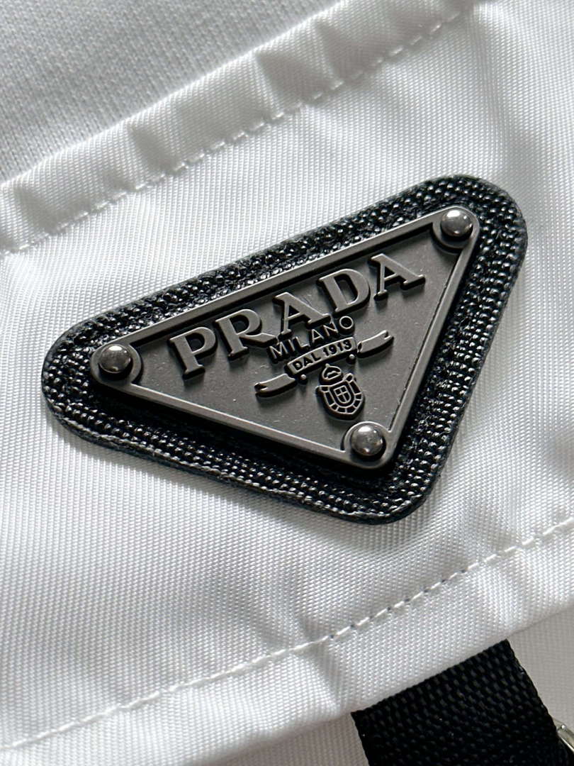 Prada Short-sleeved T-shirt for Men and Women P55391