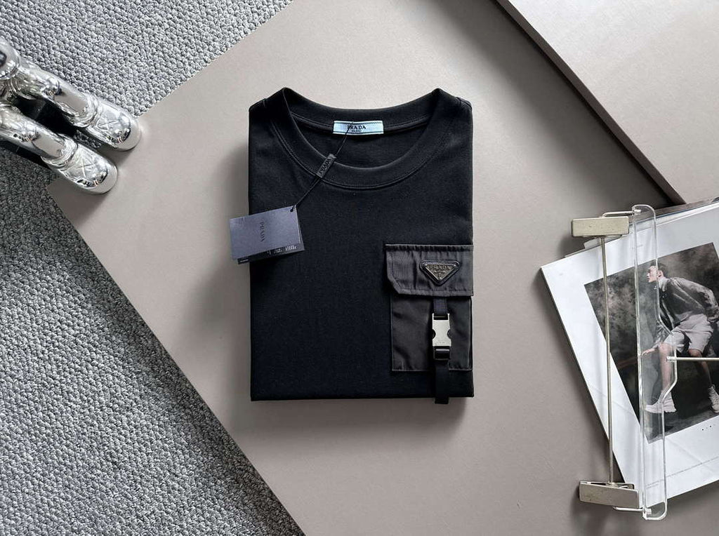 Prada Short-sleeved T-shirt for Men and Women P55392