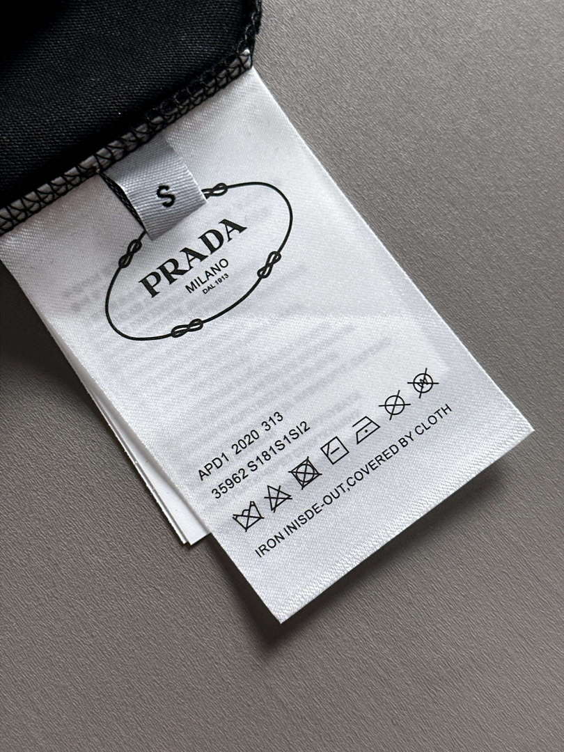 Prada Short-sleeved T-shirt for Men and Women P55392