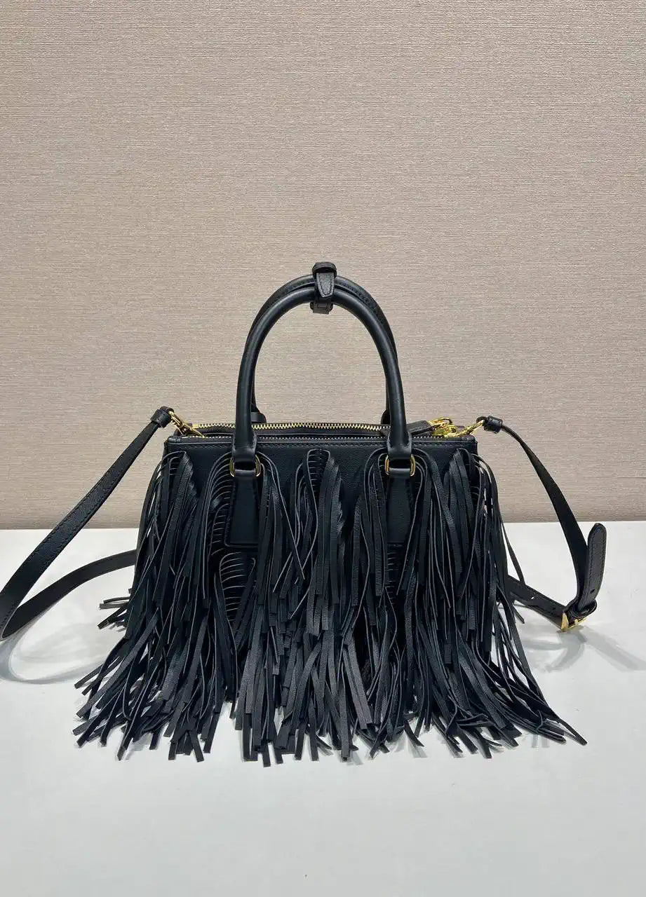 Prada Small Prada Galleria Saffiano leather bag 1BA896 Black