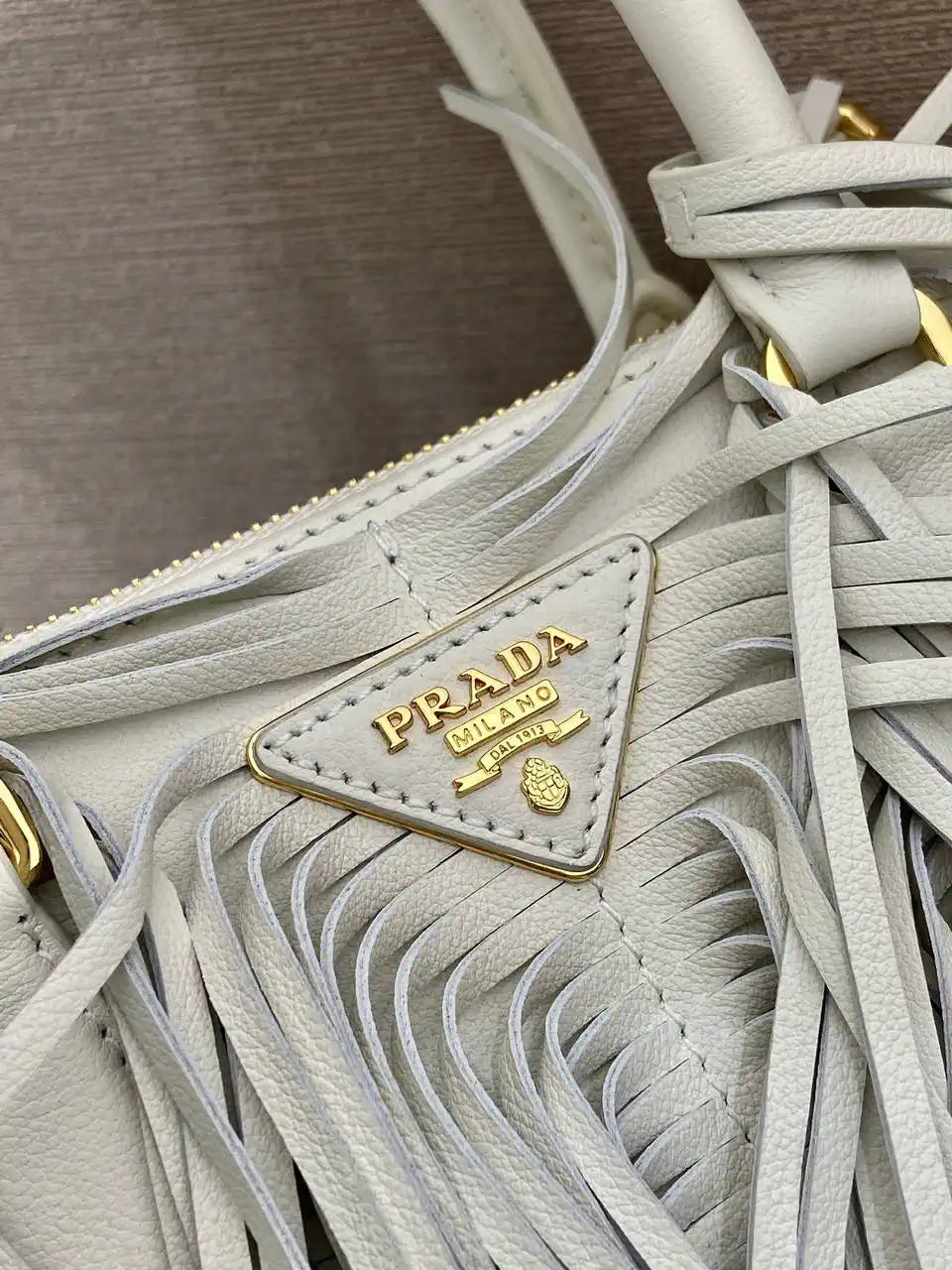 Prada Small Prada Galleria Saffiano leather bag 1BA896 White