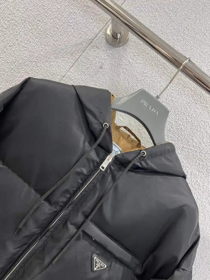 Prada Women Nylon down Jacket P99481