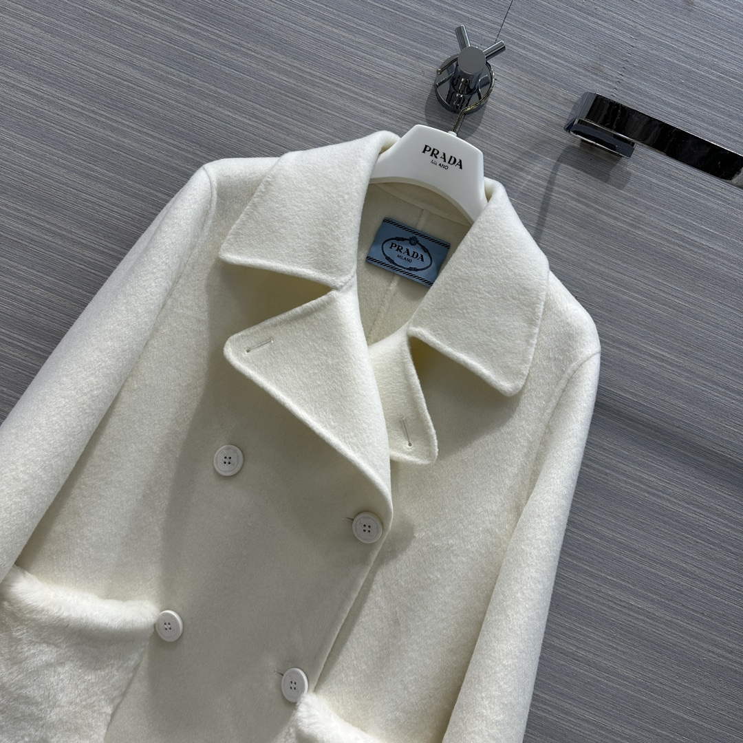 Prada Women's Fashion Clothing Cashmere Coat P99465