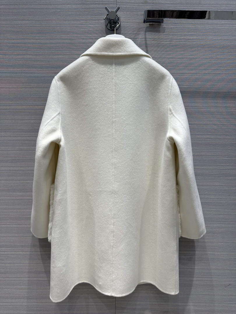 Prada Women's Fashion Clothing Cashmere Coat P99465