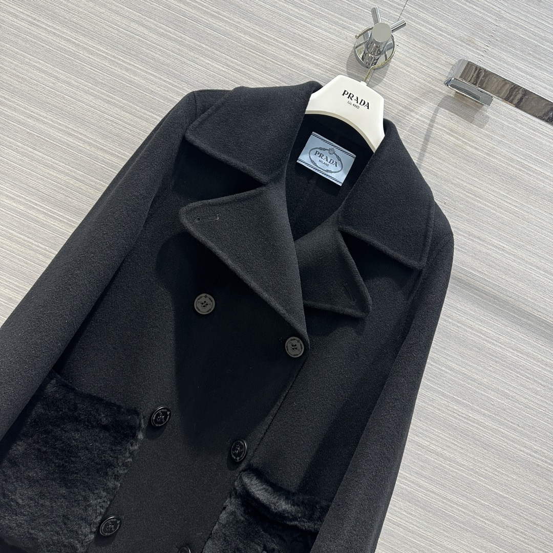 Prada Women's Fashion Clothing Cashmere Coat P99466