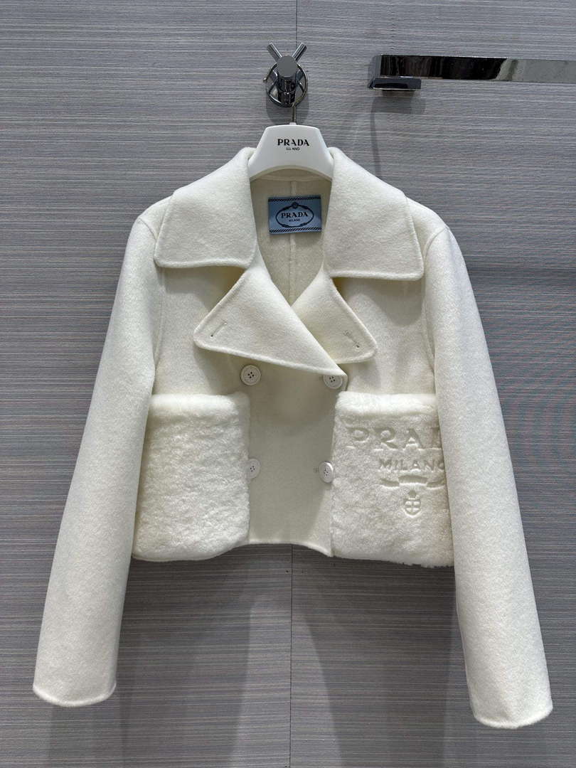 Prada Women's Fashion Clothing Cashmere Short Coat P99463