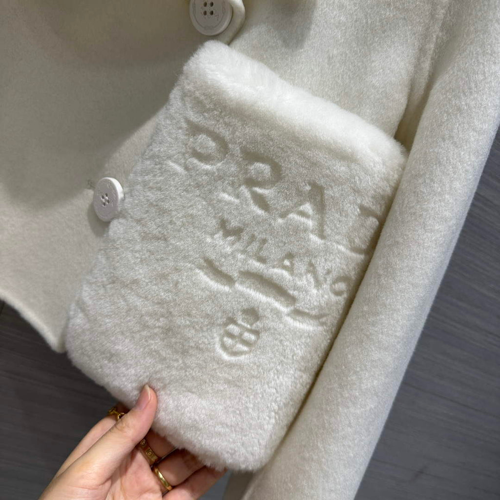 Prada Women's Fashion Clothing Cashmere Short Coat P99463
