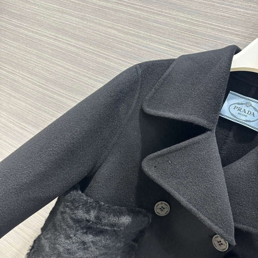 Prada Women's Fashion Clothing Cashmere Short Coat P99464