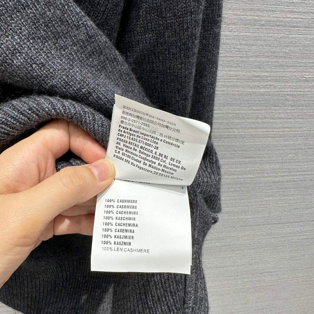 Prada Women's Fashion Clothing Cashmere Sweater P99470