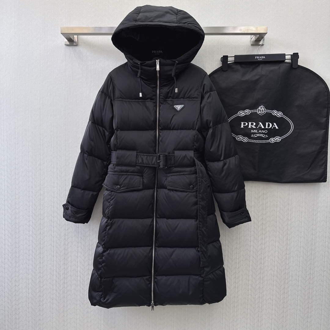 Prada Women's Fashion Clothing Down Coat P74181
