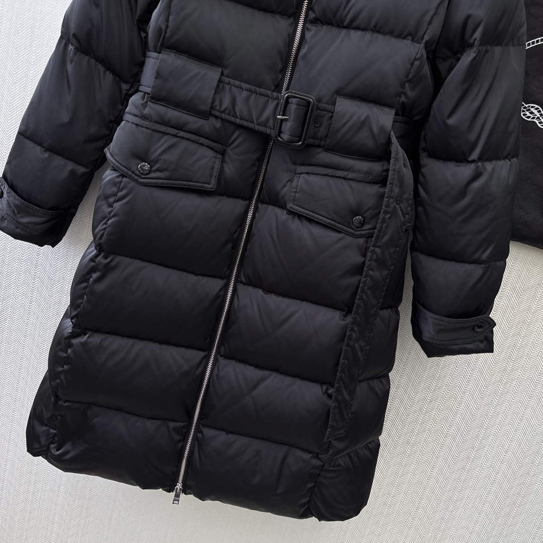 Prada Women's Fashion Clothing Down Coat P74181