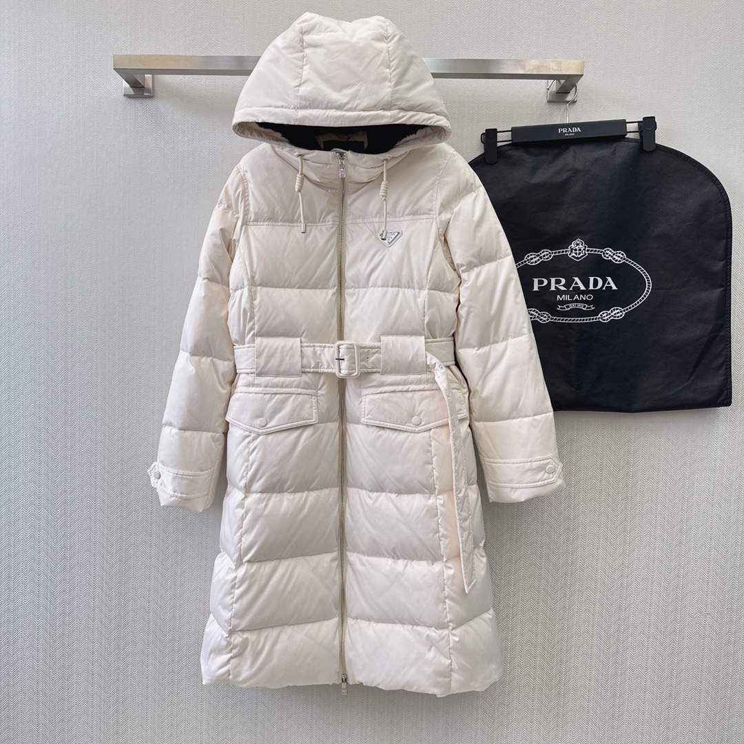 Prada Women's Fashion Clothing Down Coat P74182