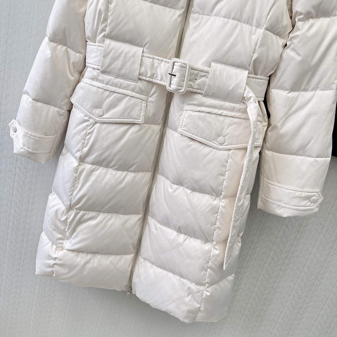 Prada Women's Fashion Clothing Down Coat P74182