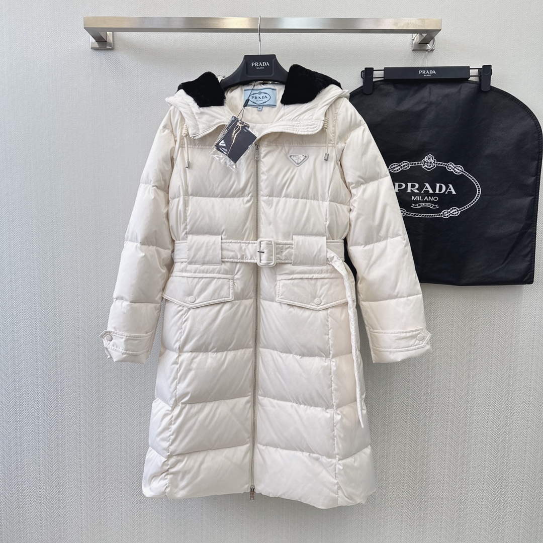 Prada Women's Fashion Clothing Down Coat P74182
