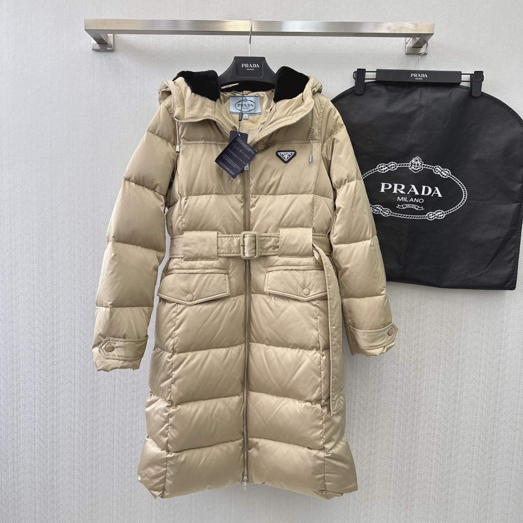 Prada Women's Fashion Clothing Down Coat P74183