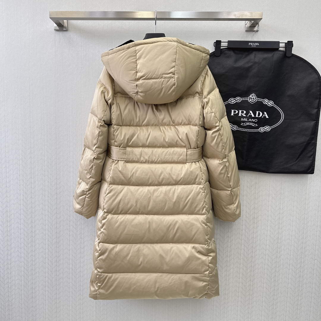 Prada Women's Fashion Clothing Down Coat P74183