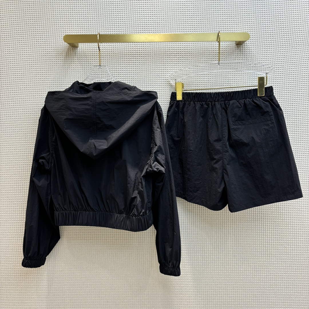 Prada Women's Fashion Clothing Set P89216