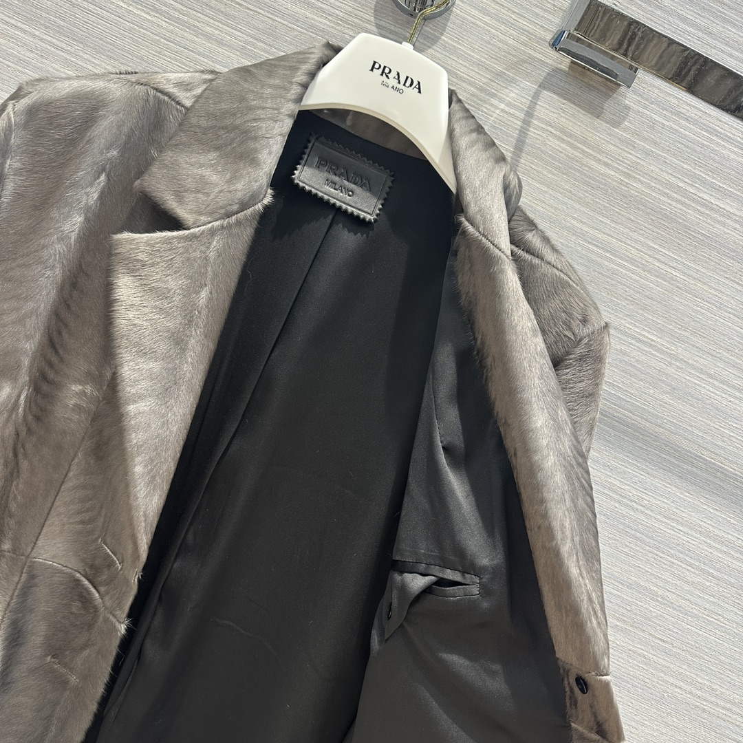 Prada Women's Fashion Clothing Sheepskin Suit Coat P99467