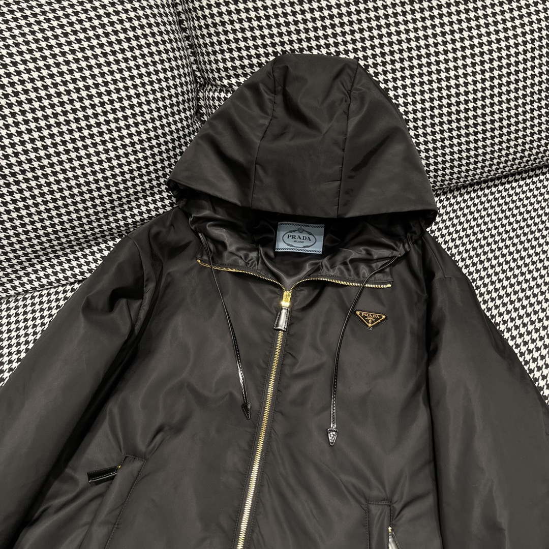 Prada Women's Fashion Gold Zipper Padded Hooded Jacket P99478 - S - View 4