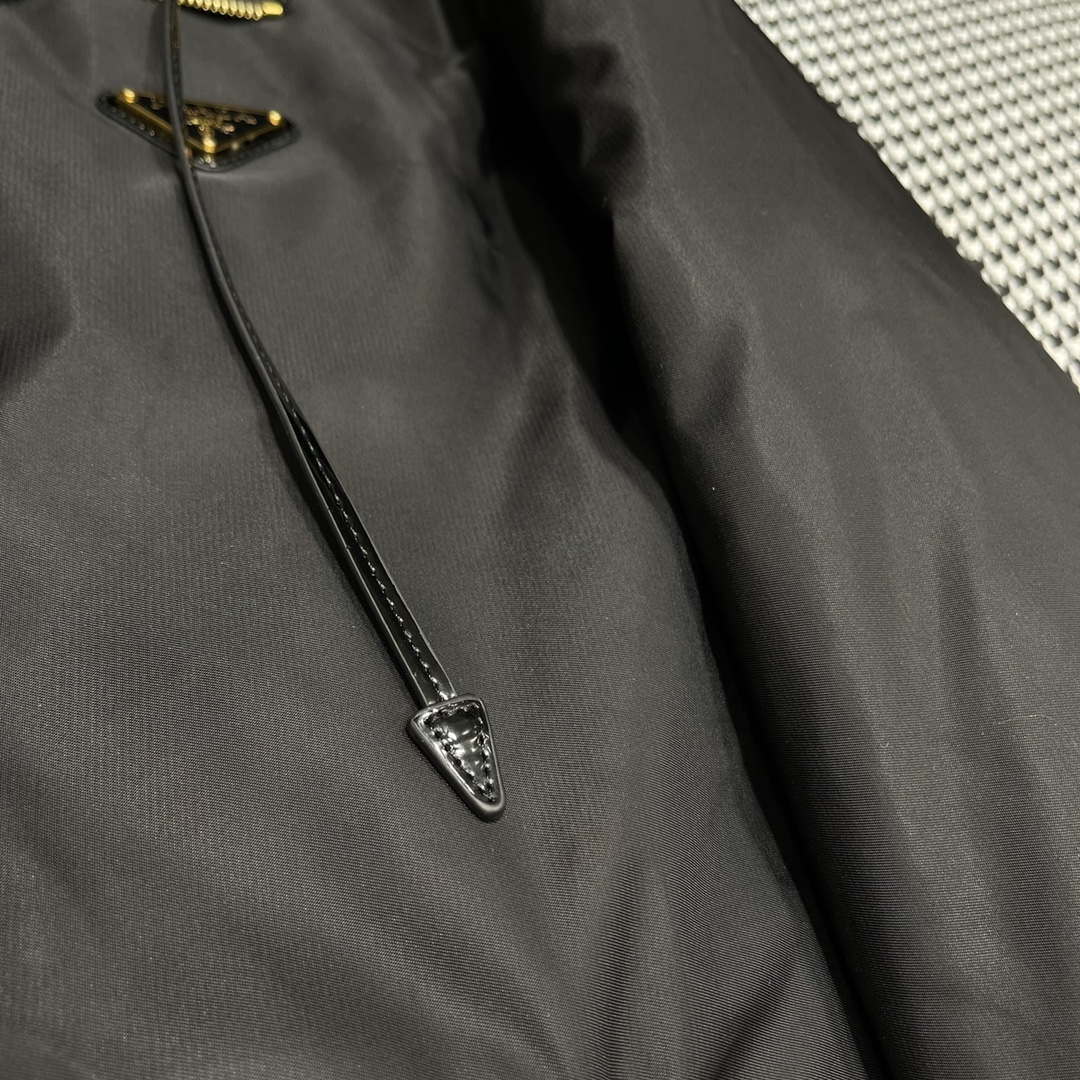Prada Women's Fashion Gold Zipper Padded Hooded Jacket P99478 - S - View 6