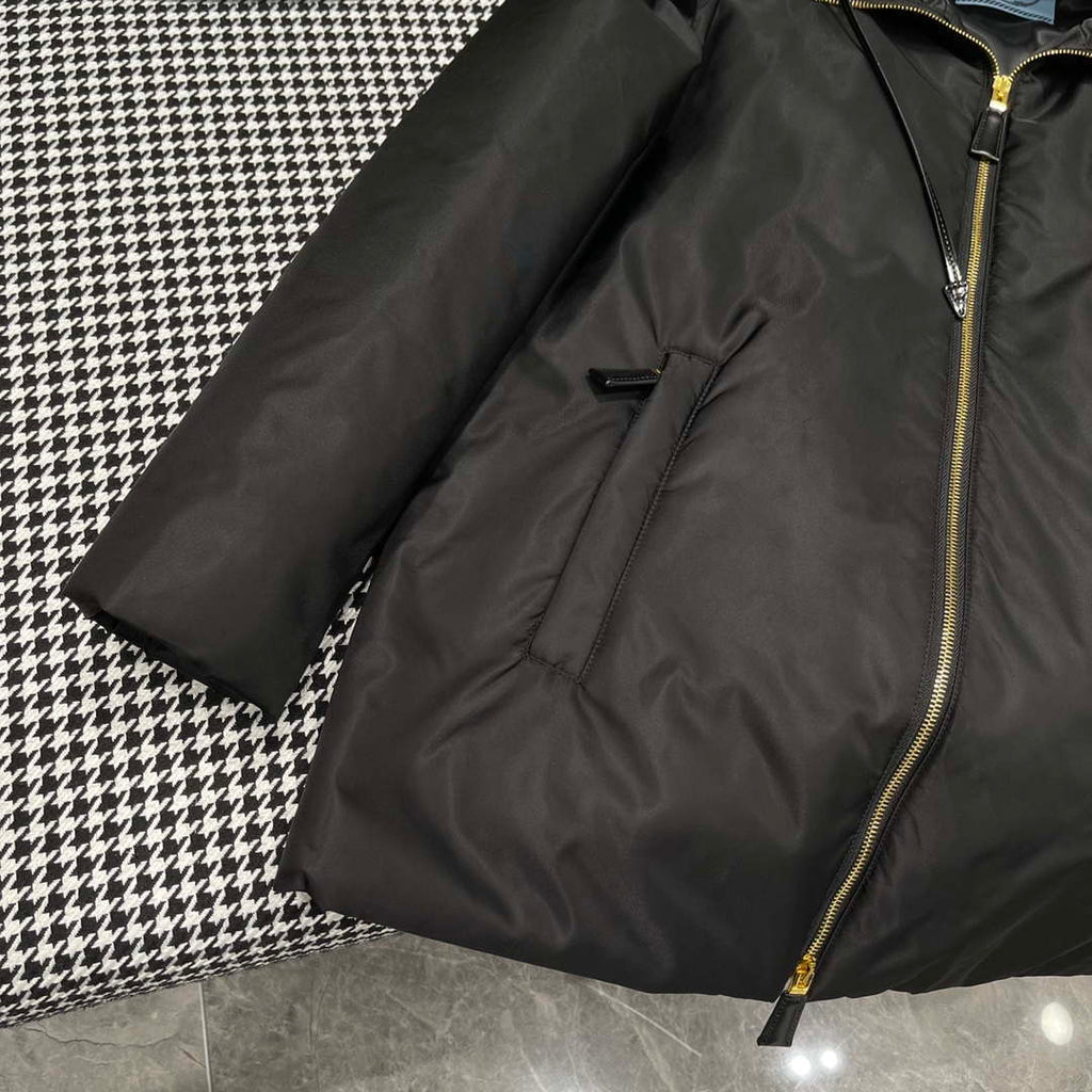 Prada Women's Fashion Gold Zipper Padded Hooded Jacket P99478