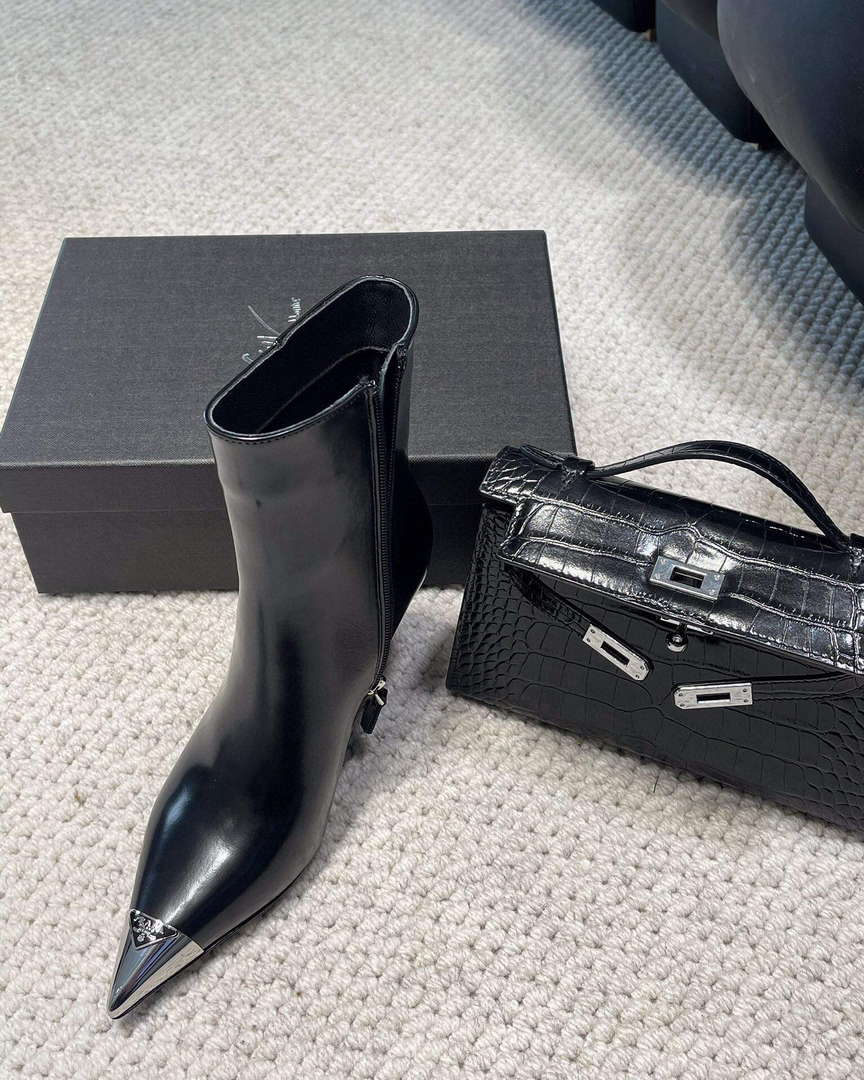 Prada Women's Shoes Boots 75 mm Heel P67337
