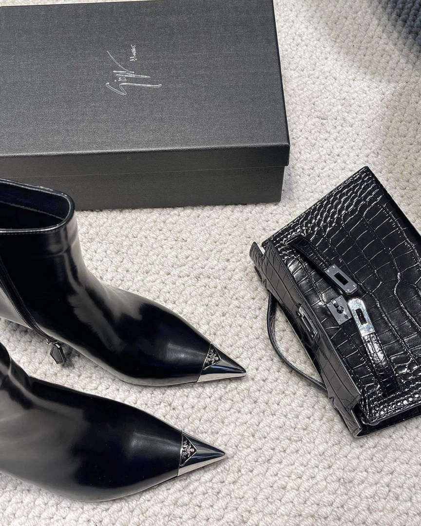 Prada Women's Shoes Boots 75 mm Heel P67337