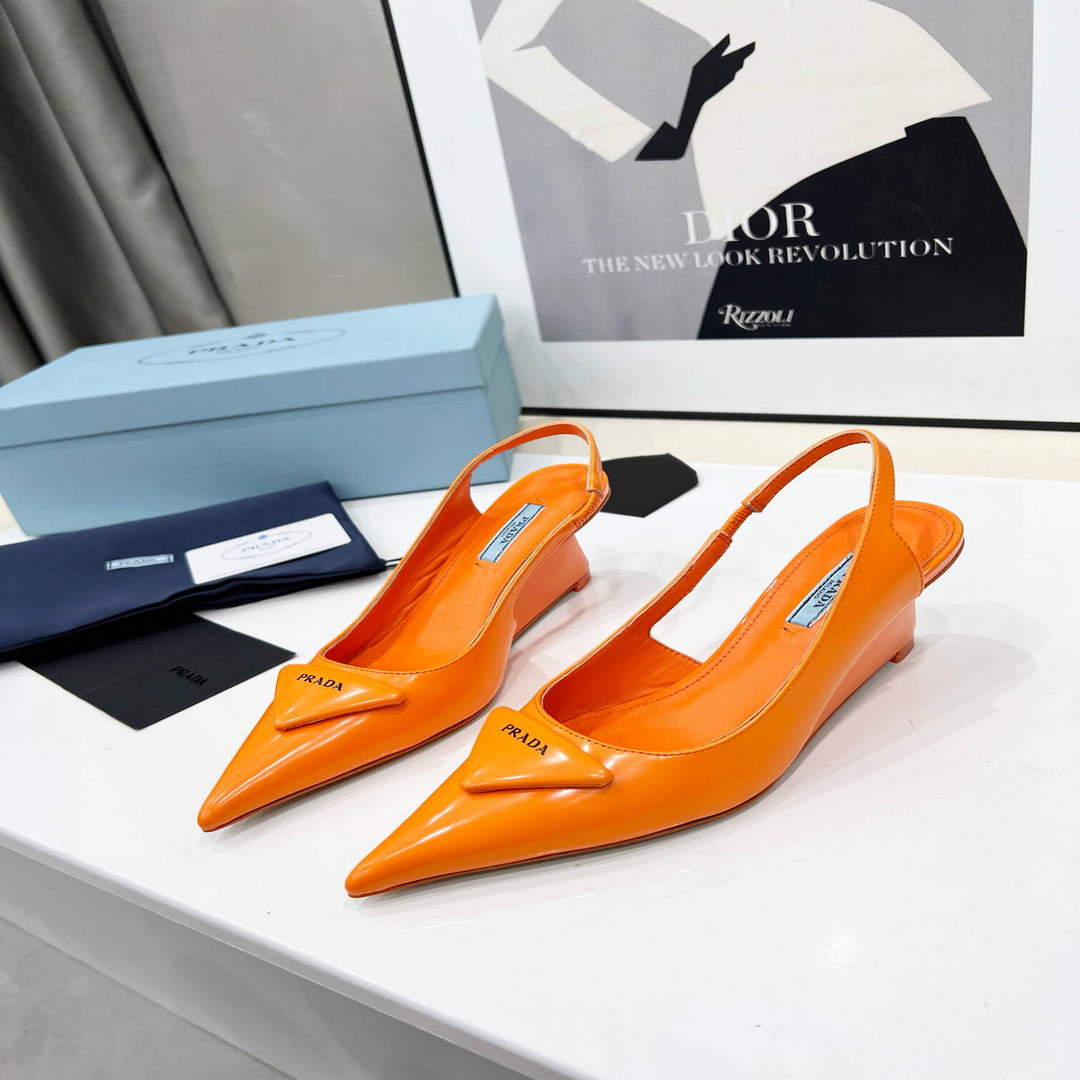 Prada Women's Shoes Prada Designer Pumps Heel 65mm P82302
