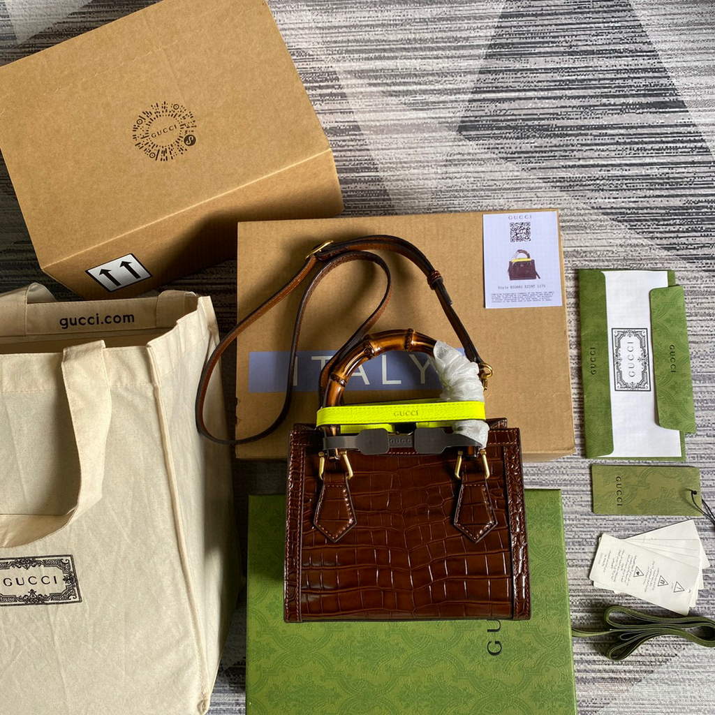 Gucci Diana Mini Tote Bag Crocodile LeatherTop Handle Bag Gucci a€?55661 Brown