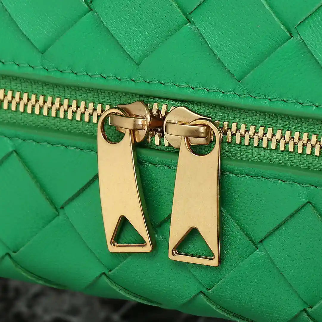 Bottega Veneta BV 680254 Mini Loop Camera Bag Green