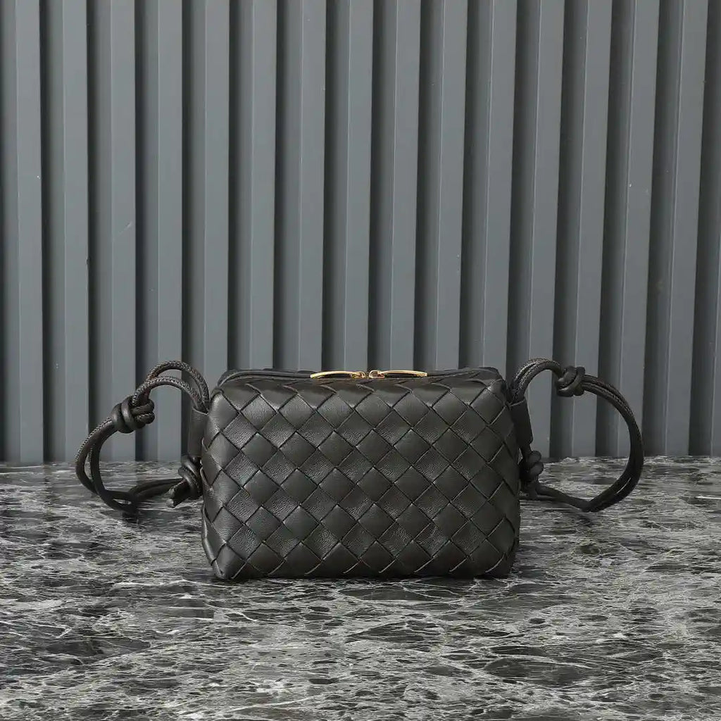 Bottega Veneta BV 680254 Mini Loop Camera Bag coffee Brown