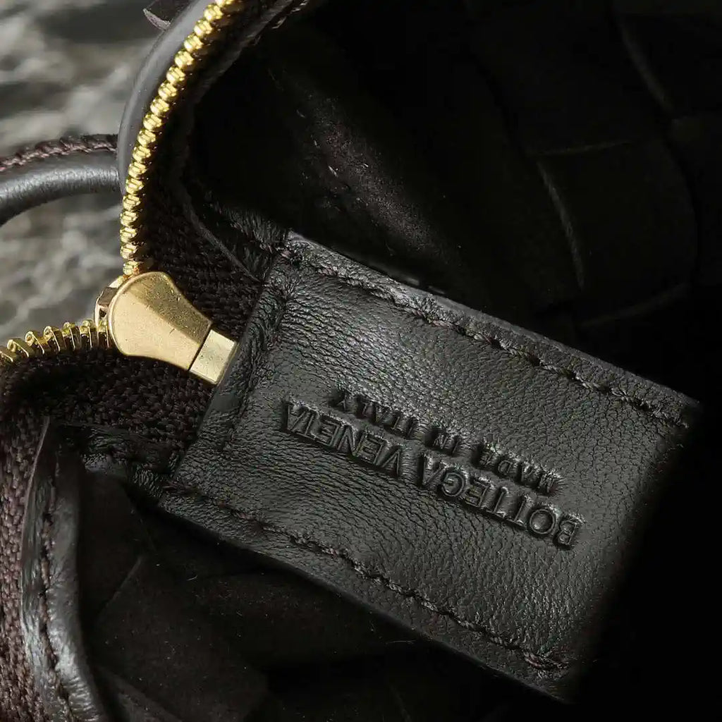 Bottega Veneta BV 680254 Mini Loop Camera Bag coffee Brown