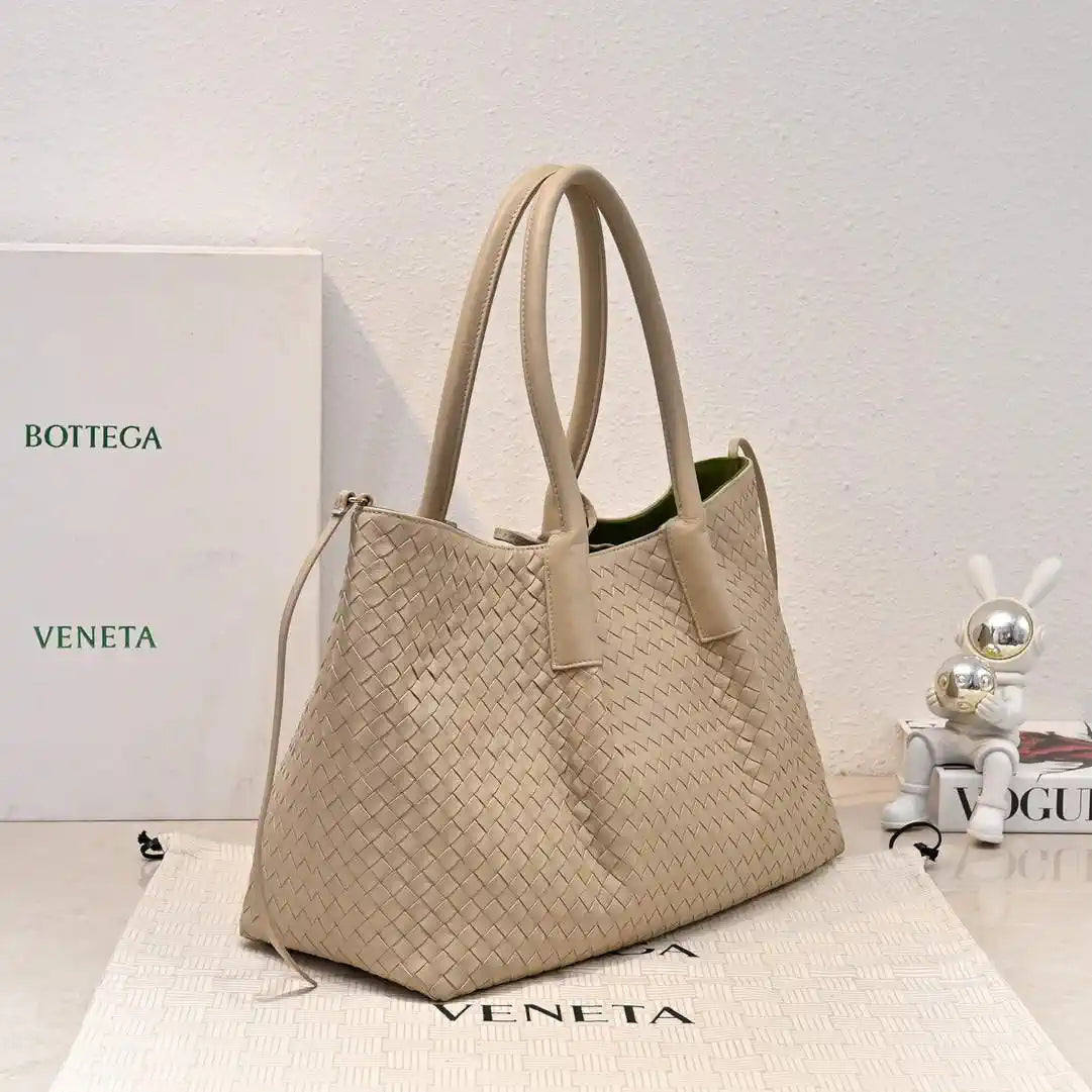 Bottega Veneta BV 817166 Medium Pinacoteca BV92106