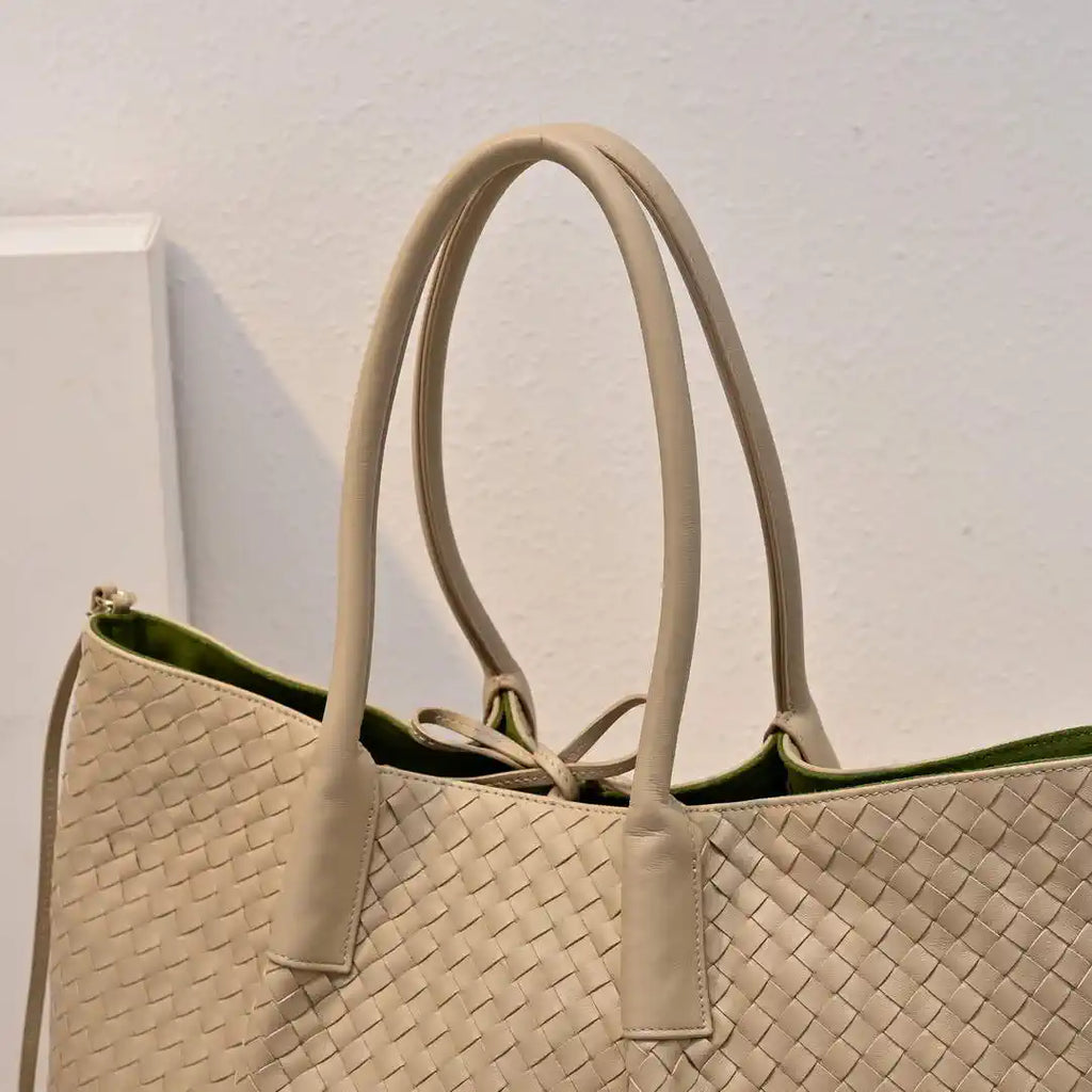Bottega Veneta BV 817166 Medium Pinacoteca BV92106