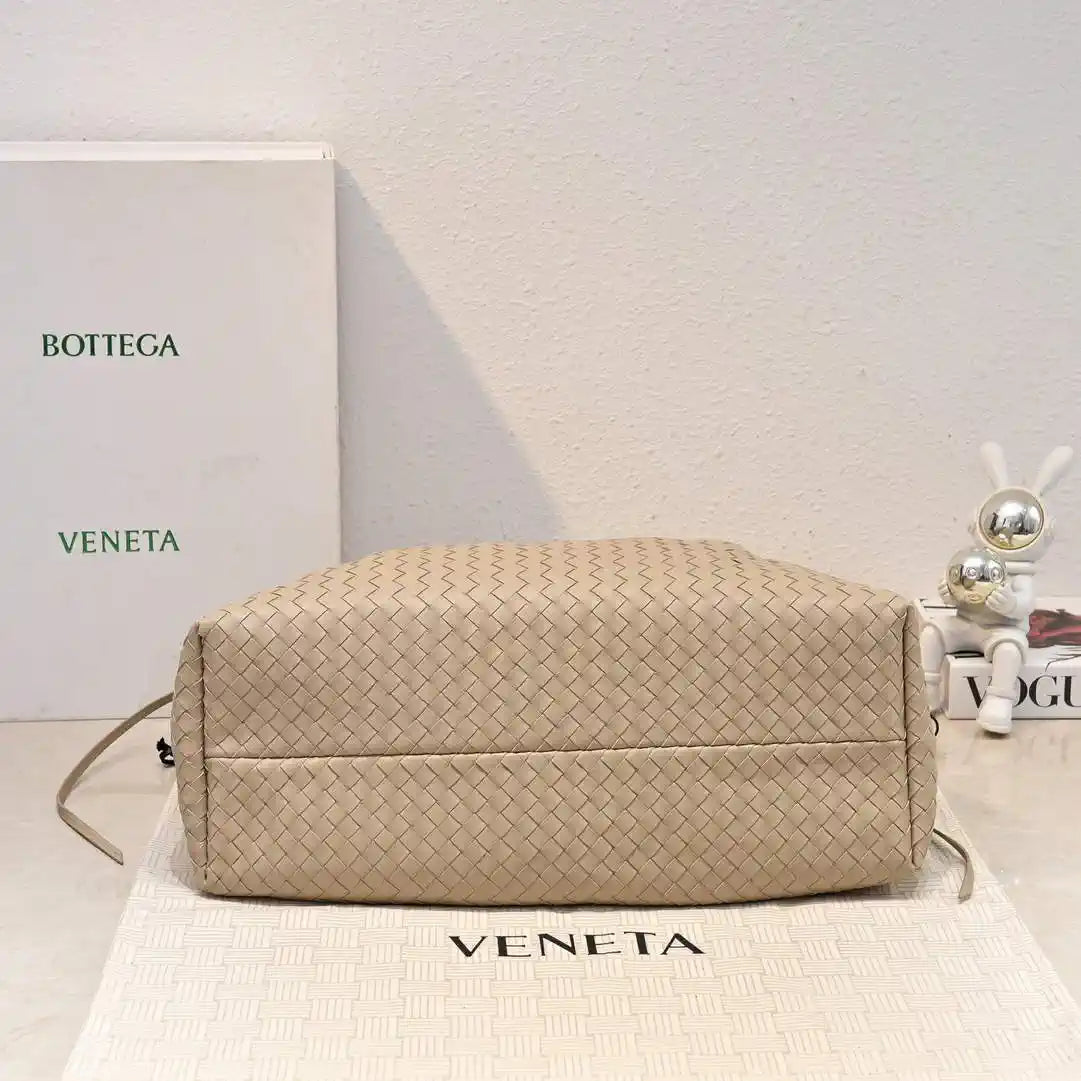 Bottega Veneta BV 817166 Medium Pinacoteca BV92106