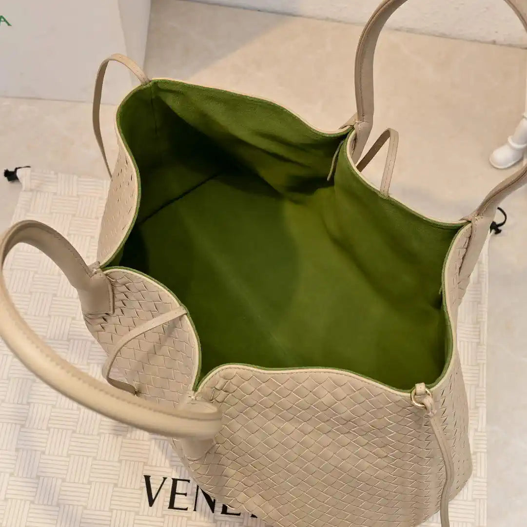 Bottega Veneta BV 817166 Medium Pinacoteca BV92106