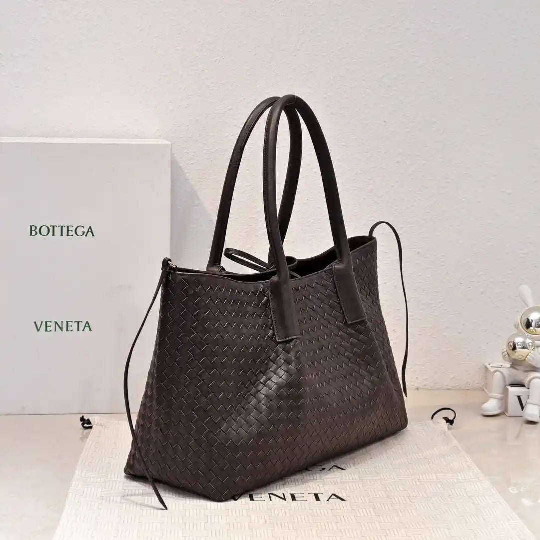 Bottega Veneta BV 817166 Medium Pinacoteca BV92107