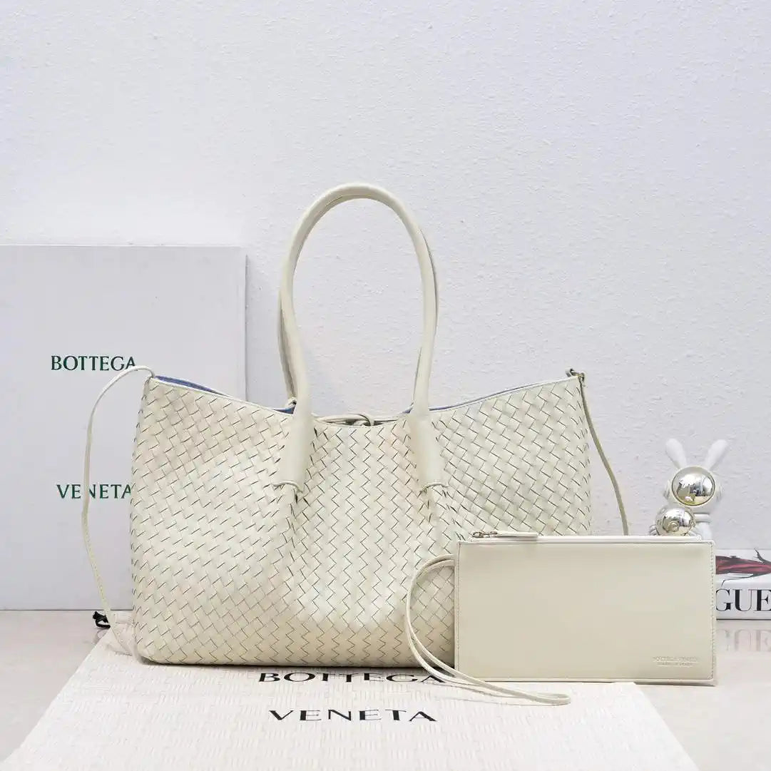 Bottega Veneta BV 817166 Medium Pinacoteca BV92108