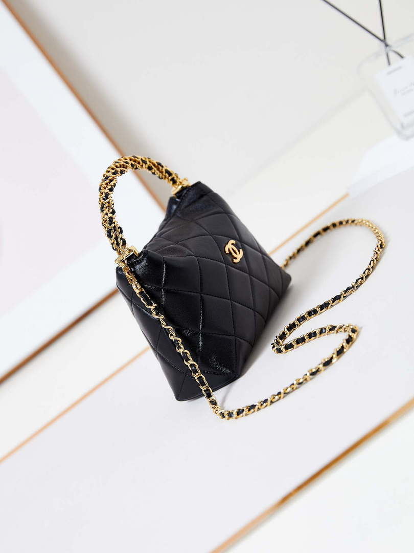 Chanel AS4189 Hobo braided With top handle Shiny Lambskin & Gold-Tone Metal Black