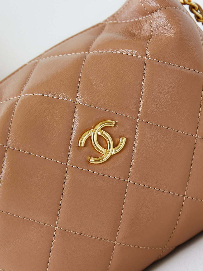 Chanel AS4189 Hobo braided With top handle Shiny Lambskin & Gold-Tone Metal Brown