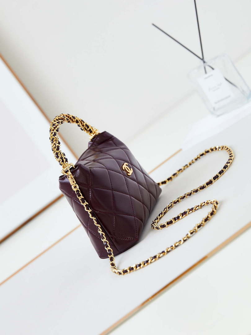 Chanel AS4189 Hobo braided With top handle Shiny Lambskin & Gold-Tone Metal Wine Red