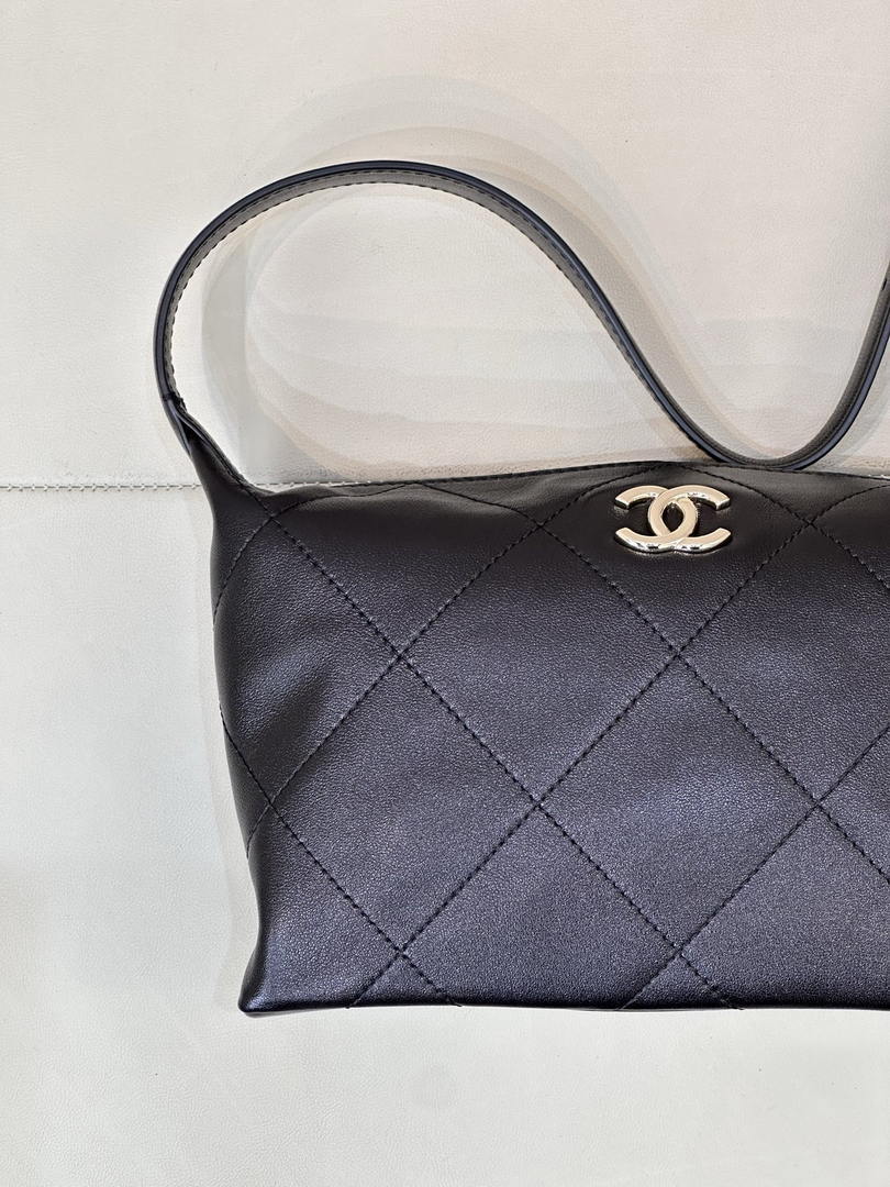 Chanel AS6138 Hobo Handbag Shiny Lambskin & Gold-Tone Metal Black