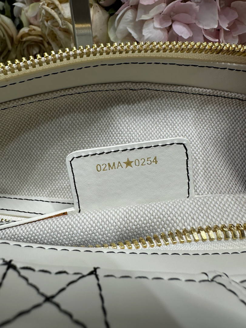 Dior M2416 Small D-Journey Bag in Two-Tone Calfskin White Flat Macrocannage with Contrasting Black Topstitching